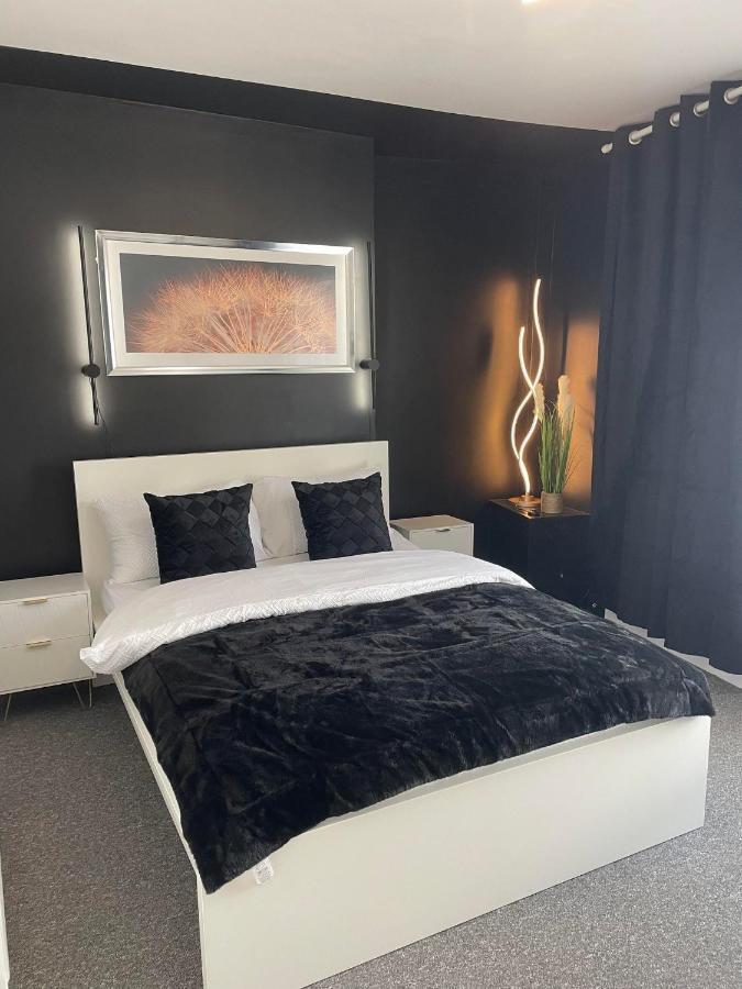 Flat 1 Apartman Lampeter Kültér fotó